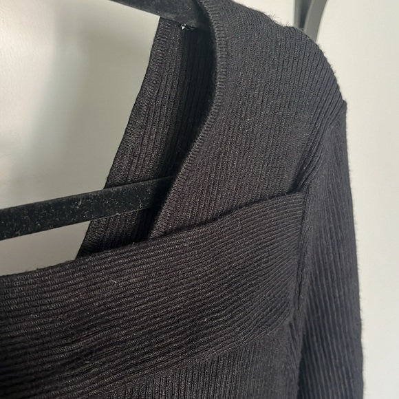 Donna Karan Boatneck Black Knit Lightweight Ribbed Sweater size M - Picture 10 of 13